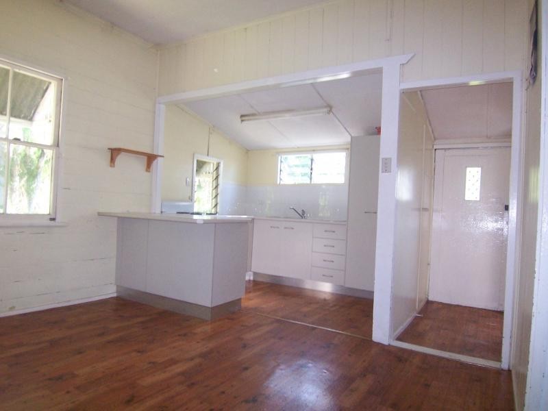 94 John St, Rosewood QLD 4340