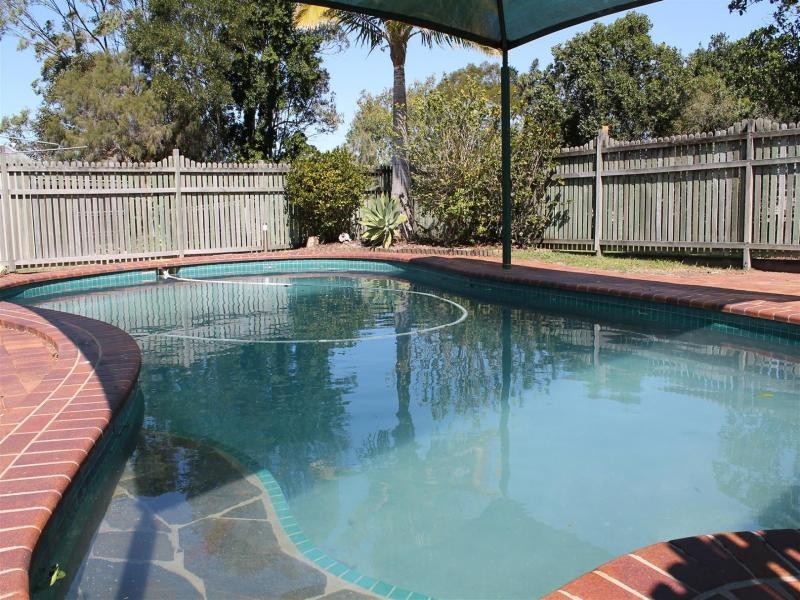 22 Farrell Dr, Walloon QLD 4306