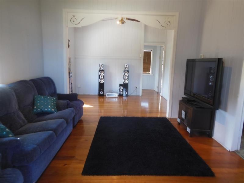 9 William Street, Rosewood QLD 4340