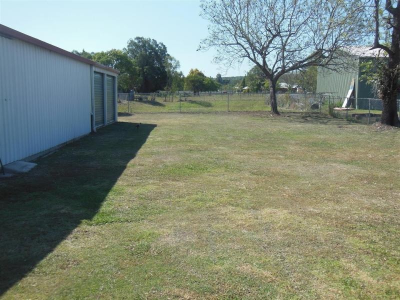 9 William Street, Rosewood QLD 4340