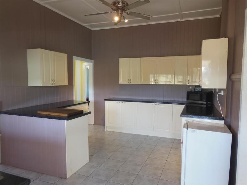 9 William Street, Rosewood QLD 4340