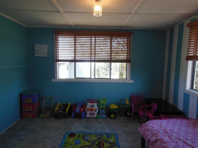 9 William Street, Rosewood QLD 4340