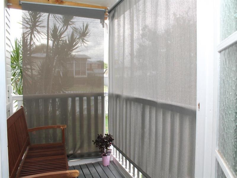 4 Dorothy St, Silkstone QLD 4304