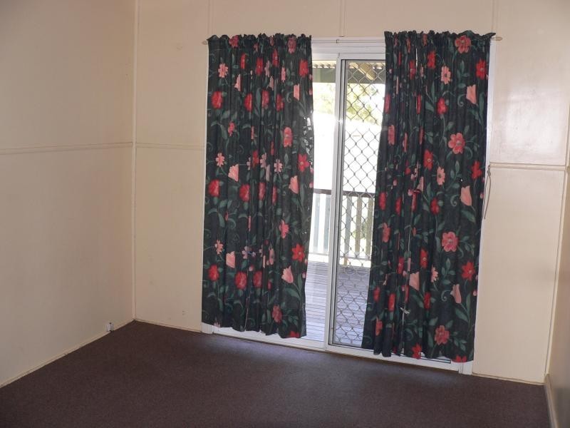 4 Walloon Road, Rosewood QLD 4340