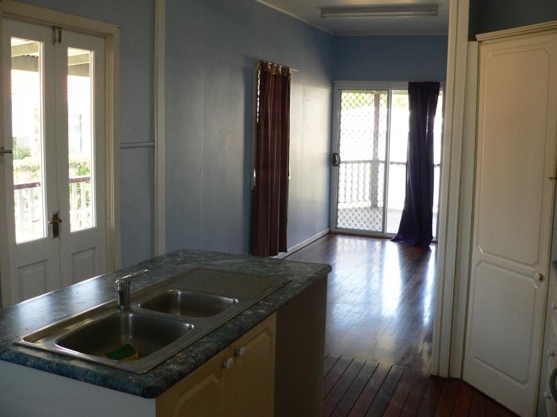 4 Walloon Road, Rosewood QLD 4340