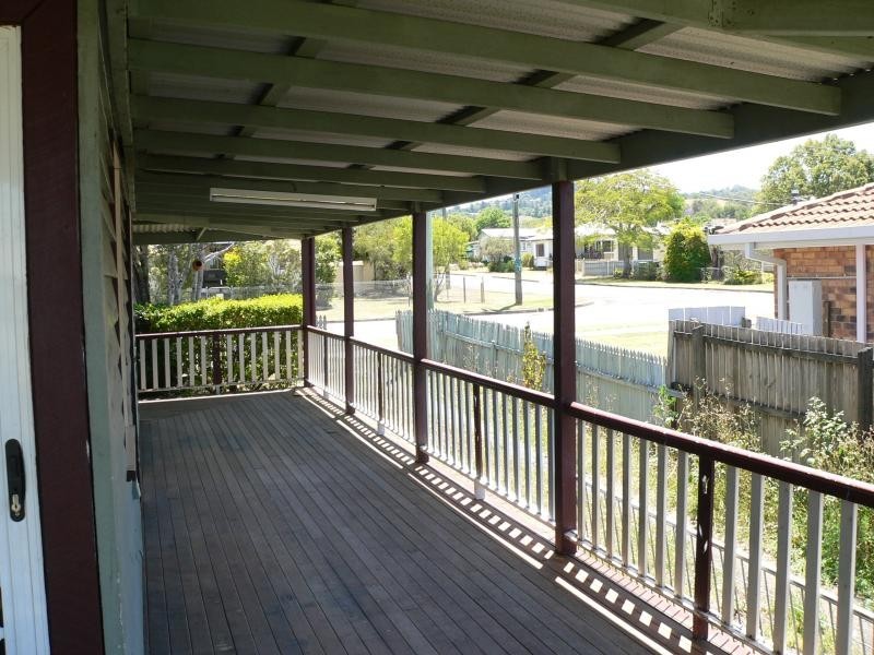 4 Walloon Road, Rosewood QLD 4340