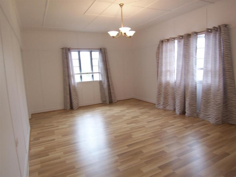 264 Henderson Road, Calvert QLD 4340