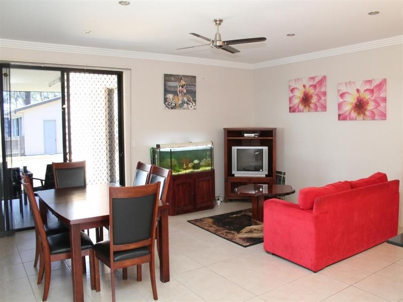 11 Emily Ct, Walloon QLD 4306