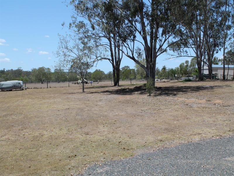 11 Emily Ct, Walloon QLD 4306