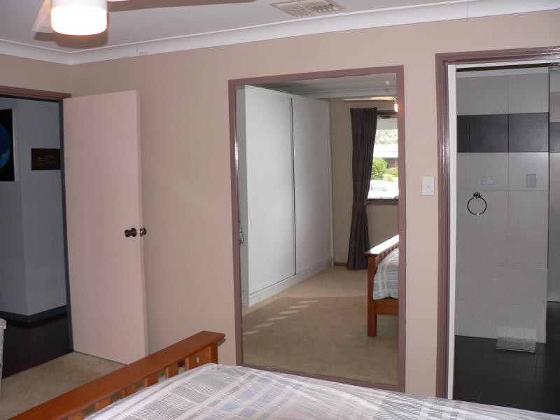 48-50 Adelong Avenue, Thagoona QLD 4306