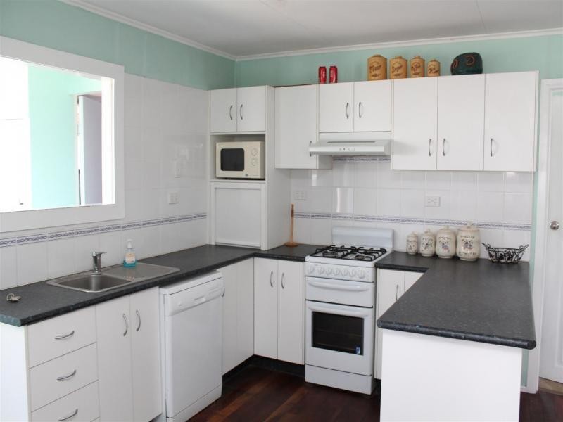 70-72 Matthew St, Rosewood QLD 4340