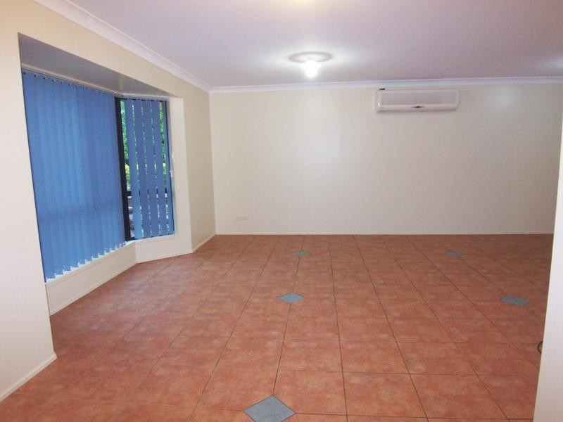 8 Cherrington Cres, Boonah QLD 4310