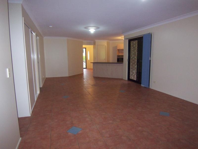 8 Cherrington Cres, Boonah QLD 4310