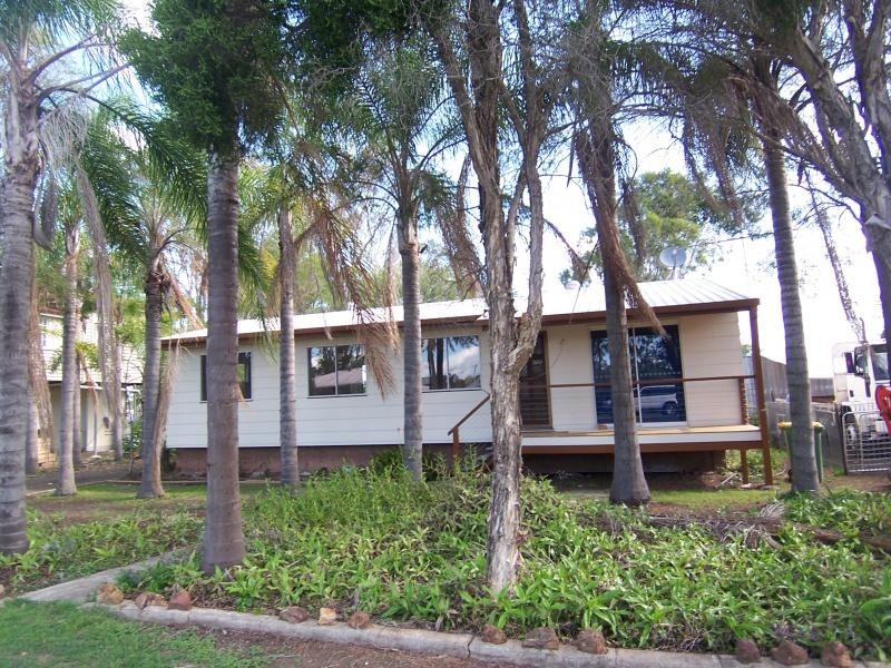 6 Calvin Street, Walloon QLD 4306