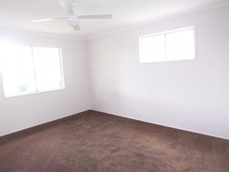 6 Calvin Street, Walloon QLD 4306