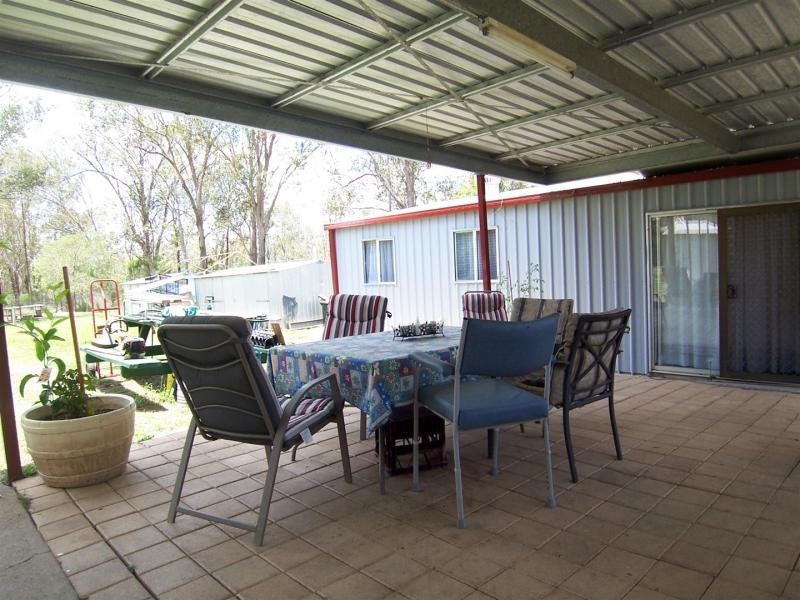 58-60 Cummins Road, Thagoona QLD 4306