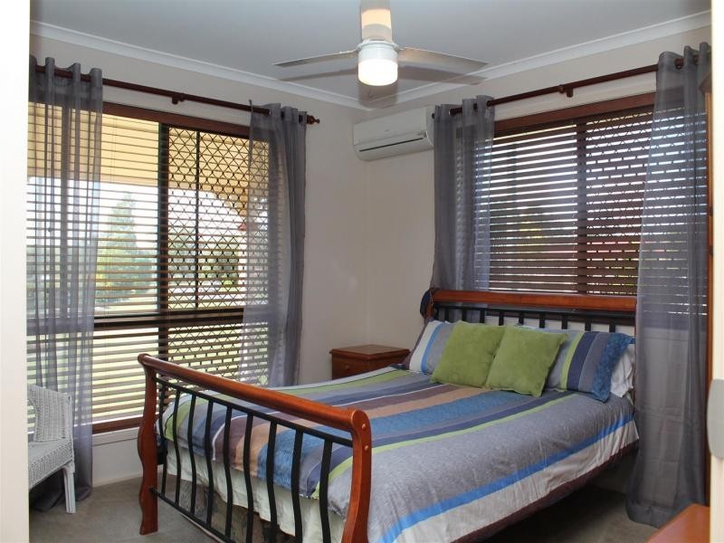 2 Brushbox Pl, Walloon QLD 4306