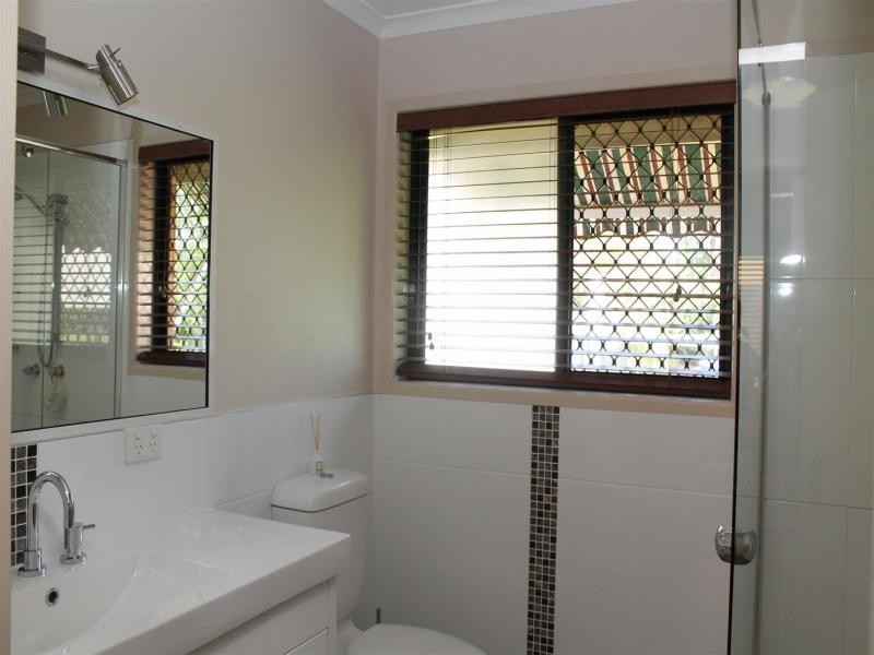 2 Brushbox Pl, Walloon QLD 4306