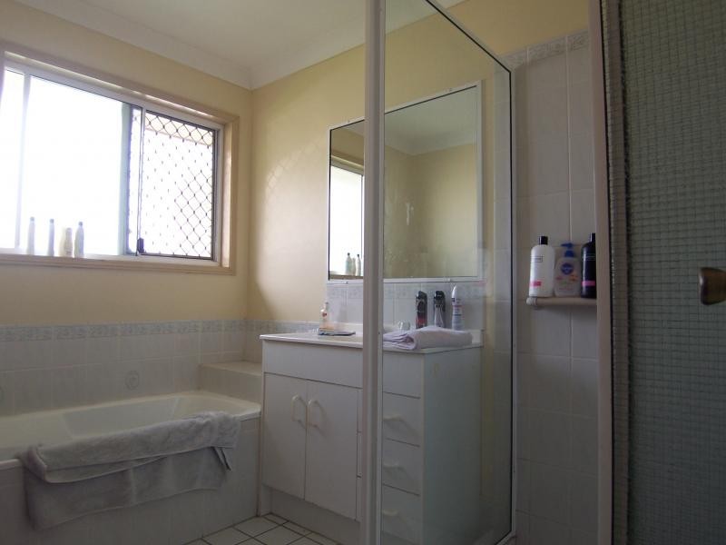 50  Bernadette Crs, Rosewood QLD 4340