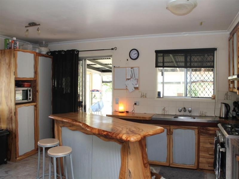 656 Rosewood Laidley Rd, Calvert QLD 4340