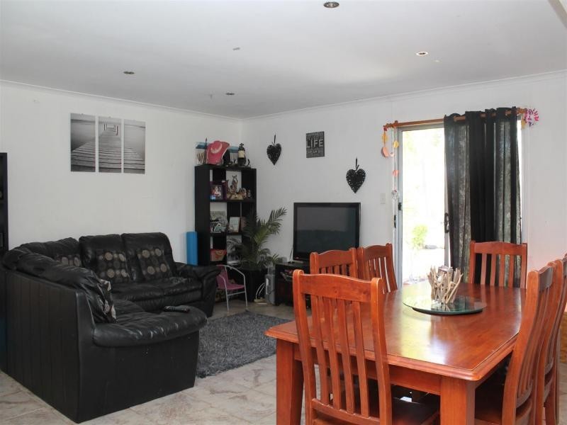 656 Rosewood Laidley Rd, Calvert QLD 4340