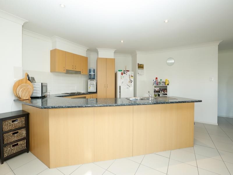 9 Claydon Pl, Rosewood QLD 4340