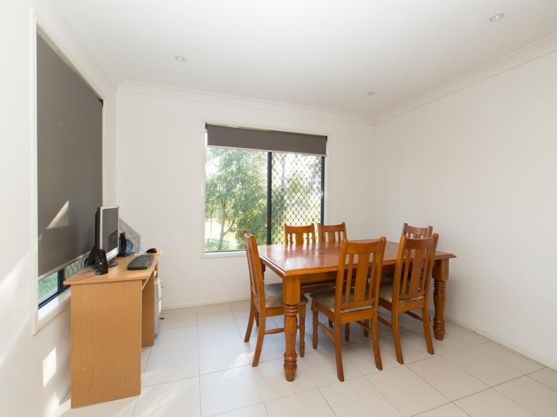 9 Claydon Pl, Rosewood QLD 4340