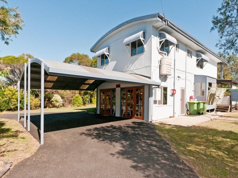 8 Macadamia Ct, Walloon QLD 4306