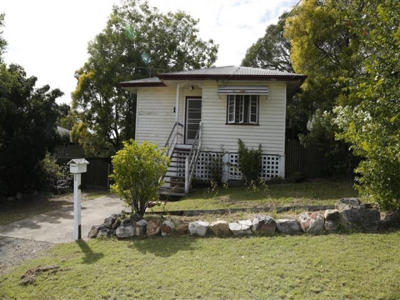 18 Harold Street, Bundamba QLD 4304