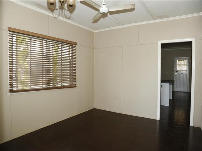 18 Harold Street, Bundamba QLD 4304