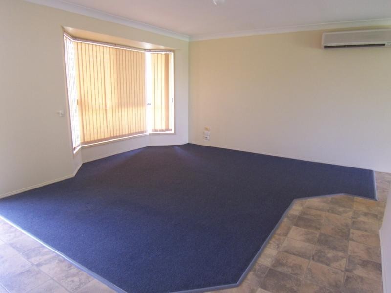 50 Bernadette Cres, Rosewood QLD 4340