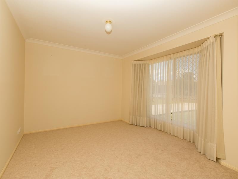 26 Bernadette Cr, Rosewood QLD 4340