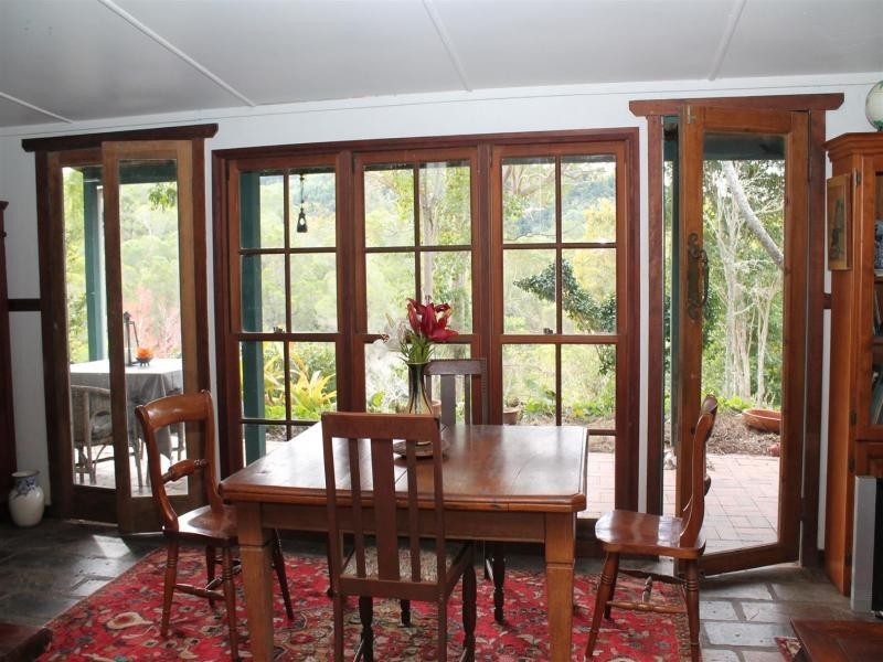 722 Riverside Dr, Pine Mountain QLD 4306