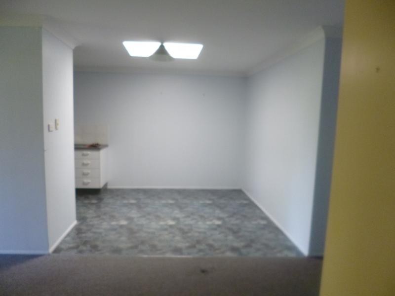 2/35 Bernadette Crs, Rosewood QLD 4340