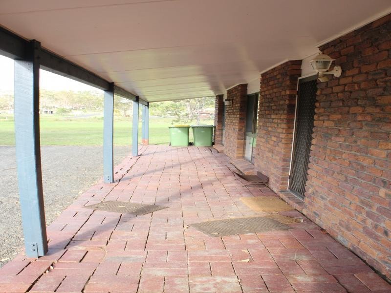 115-117 Adelong Ave, Thagoona QLD 4306