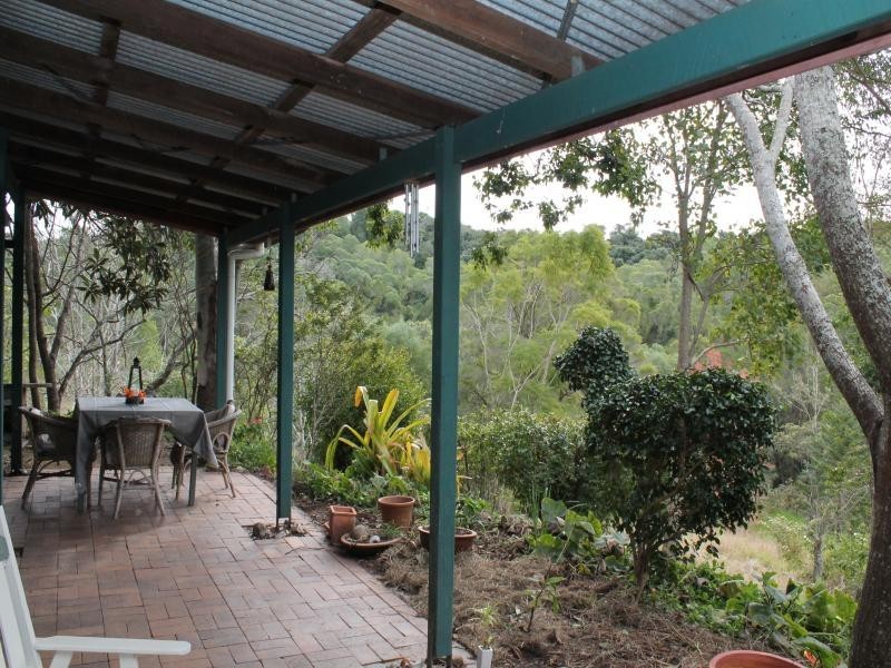 722 Riverside Dr, Pine Mountain QLD 4306