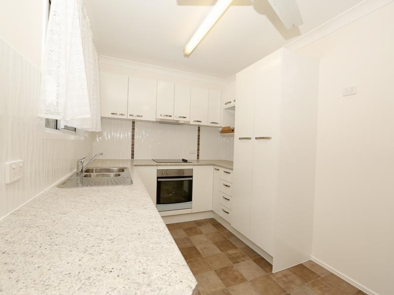 13 George Street, Newtown QLD 4305