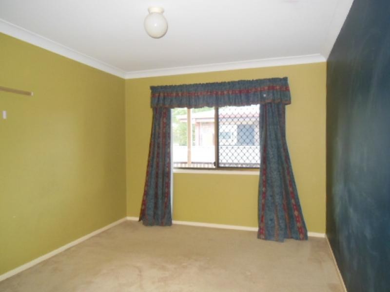 398 Haigslea-Amberley Rd, Walloon QLD 4306