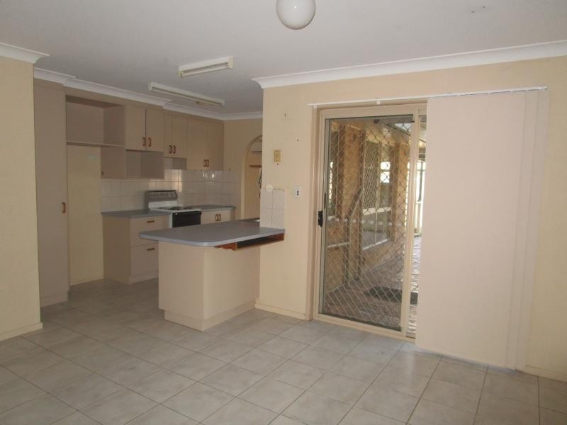 10 Kingsley Street, Walloon QLD 4306