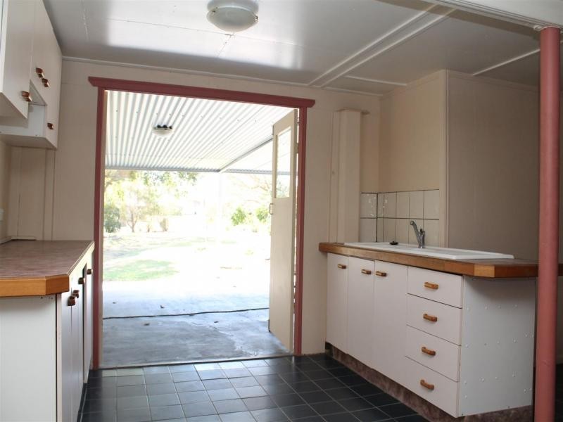 25 William Street, Rosewood QLD 4340