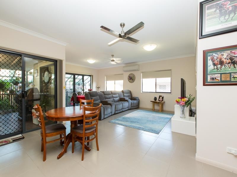 8 Claydon Place, Rosewood QLD 4340