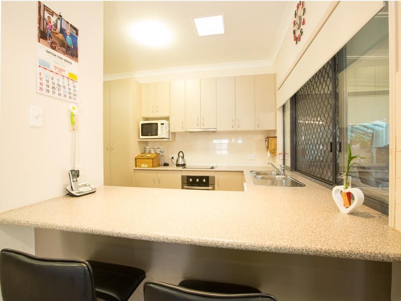 8 Claydon Place, Rosewood QLD 4340