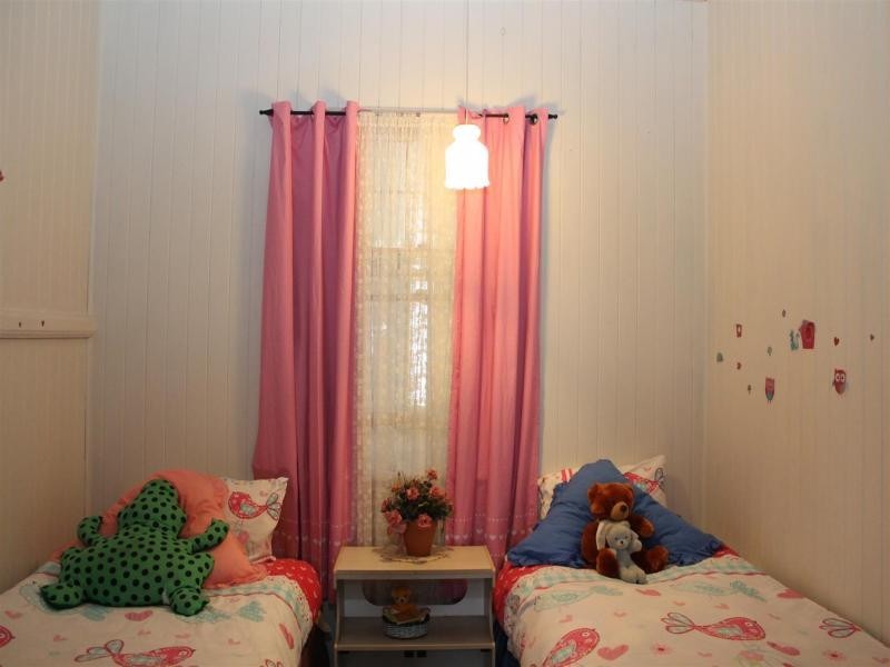 9 School St, Rosewood QLD 4340