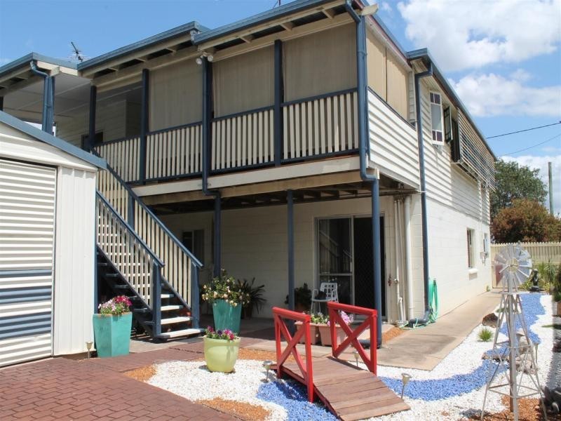 9 School St, Rosewood QLD 4340