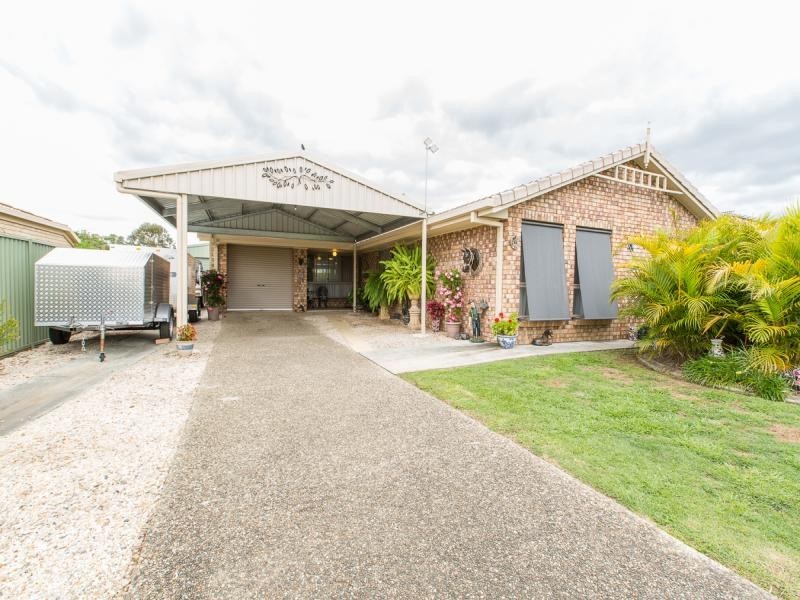 24 Bernadette Cr, Rosewood QLD 4340