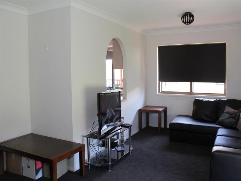 33 Hall St, Peak Crossing QLD 4306