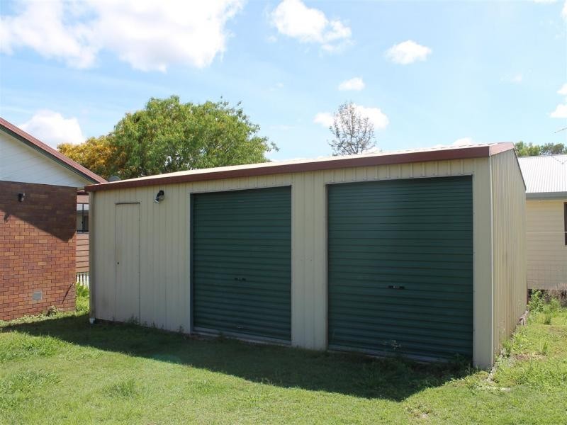 33 Hall St, Peak Crossing QLD 4306