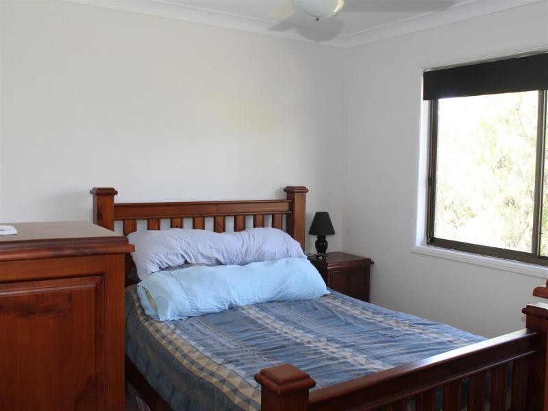 33 Hall St, Peak Crossing QLD 4306