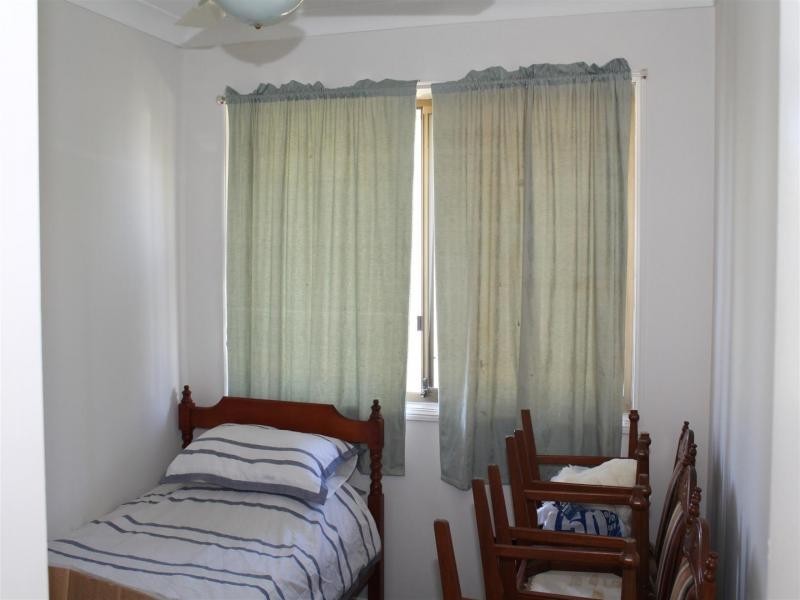 33 Hall St, Peak Crossing QLD 4306