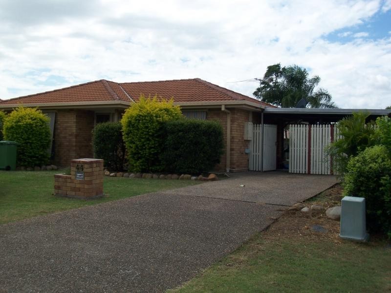 44 Bernadette Cres, Rosewood QLD 4340